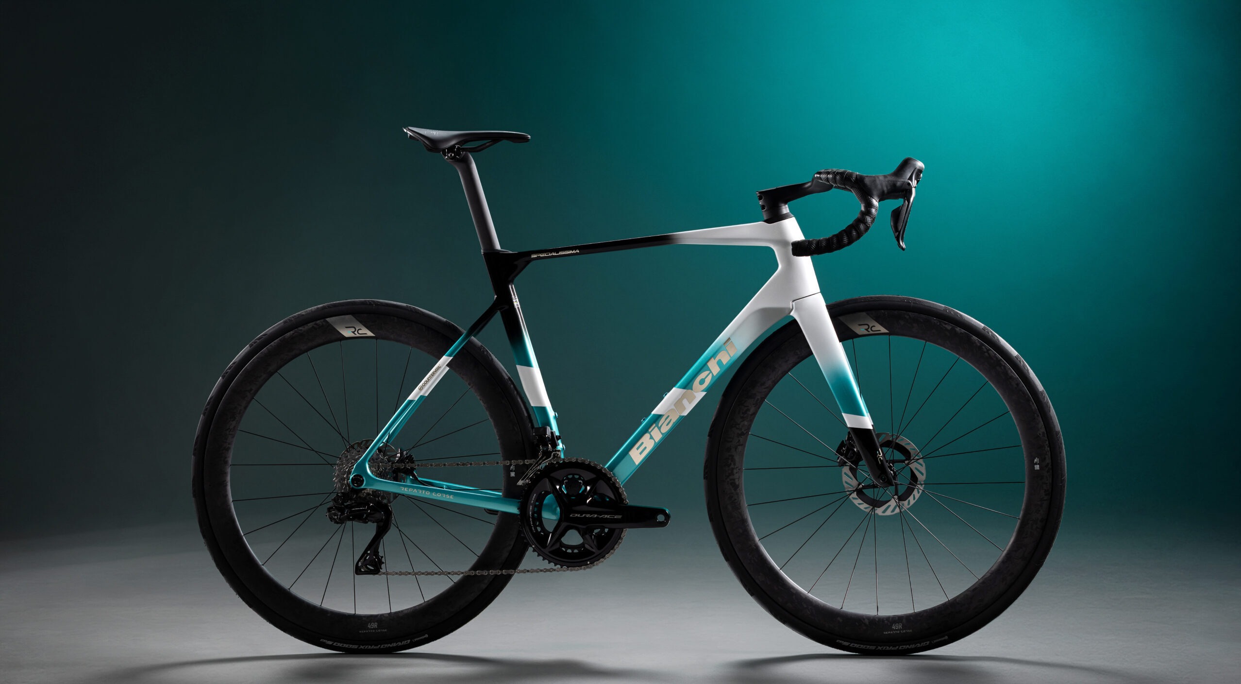 Nová Bianchi Specialissima: Dokonalé spojenie vrchárskej ľahkosti a aerodynamiky