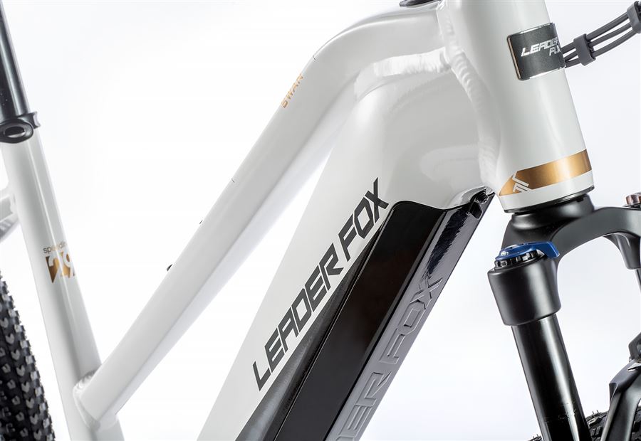 Leader Fox SWAN 29" dámsky biely