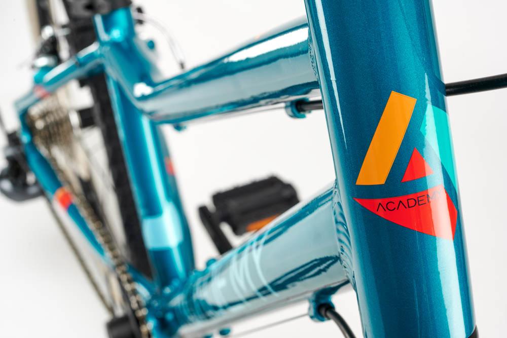 Academy Grade 4 - 20" modrý