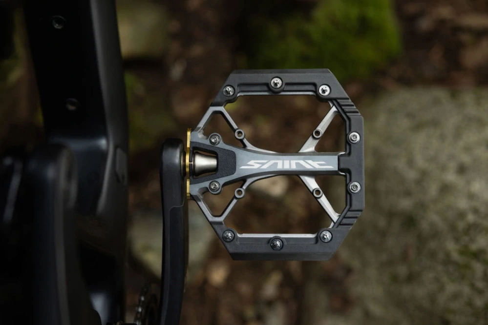 Pedále MTB Flat Shimano PD-G8040 Saint čierne